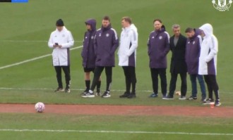 曼联连胜后卡里克连夜分析比赛，不休假加班备战！拉爵直言非常满意