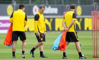 德甲球队多特蒙德训练备战新赛季比赛
        
    德甲球队多特蒙德训练备战新赛季比赛